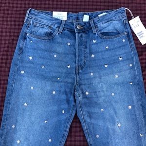 NWT H&M Mom Jeans with studs 🥰